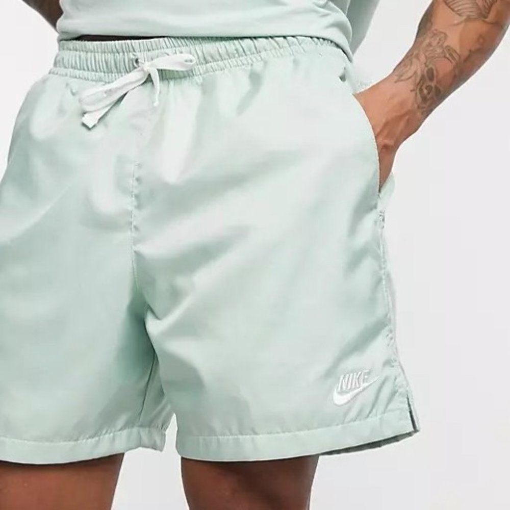Nike Sportswear Men's Woven Flow Shorts Dusty Green AR2382-321